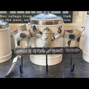 Dog/Cat Leash Holder